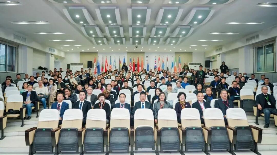 甘肃嘉威中学参加第三届甘肃省中小学“百校结好”国际理解教育骨干培训会议